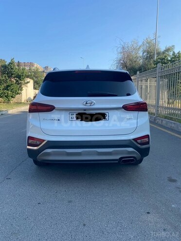 Hyundai Santa Fe-4
