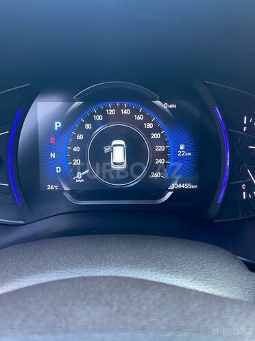 Hyundai Santa Fe-12