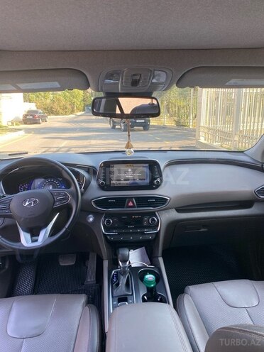 Hyundai Santa Fe-10