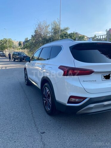 Hyundai Santa Fe-6