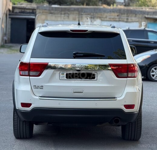 Jeep Grand Cherokee-4