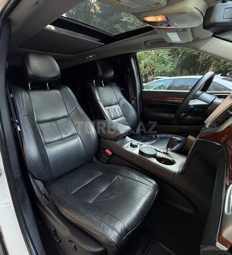 Jeep Grand Cherokee-9
