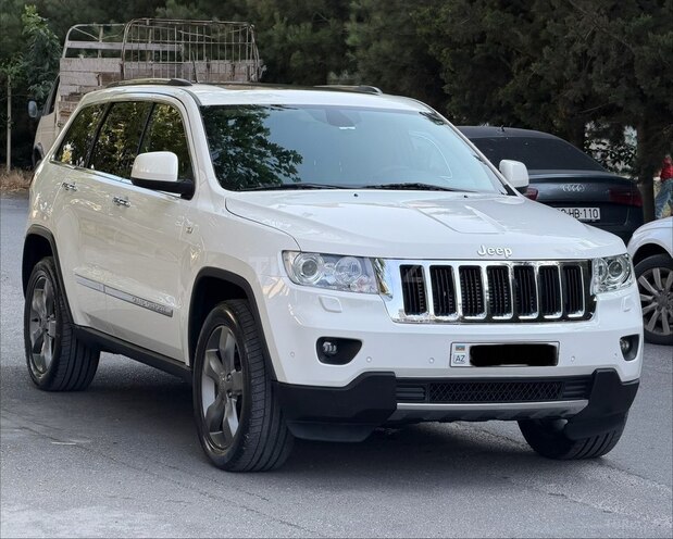 Jeep Grand Cherokee-2