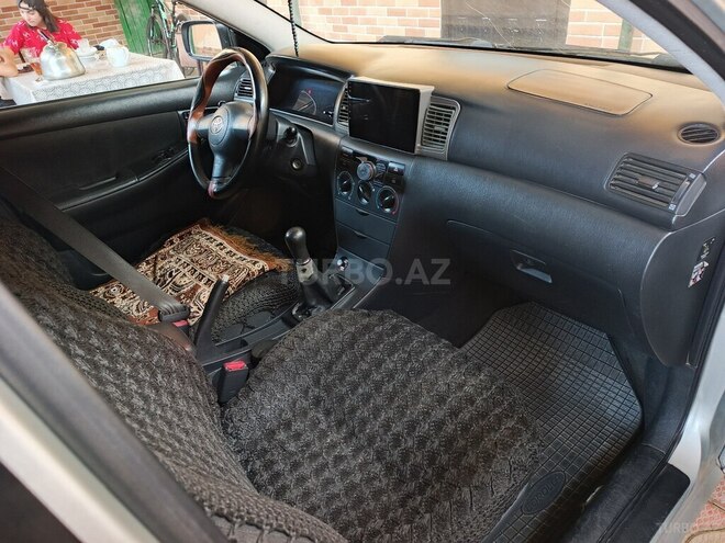 Toyota Corolla-11