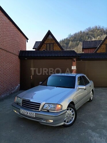 Mercedes C 180-4