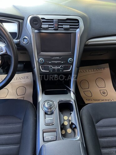 Ford Fusion (North America)-10