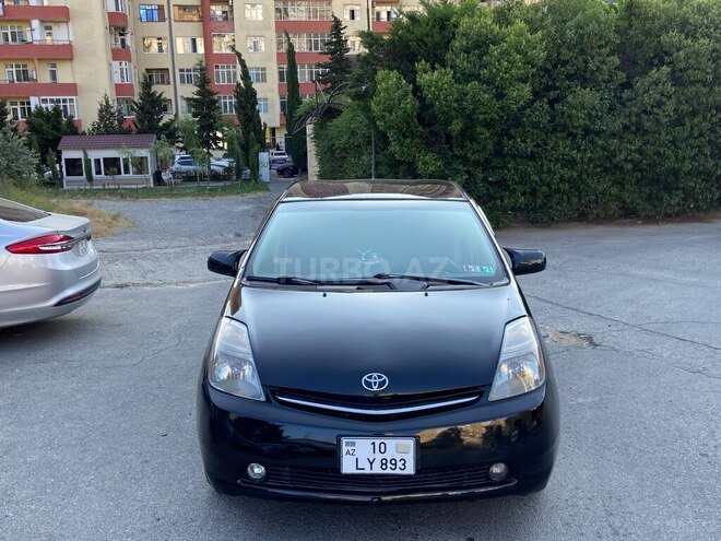 Toyota Prius-1