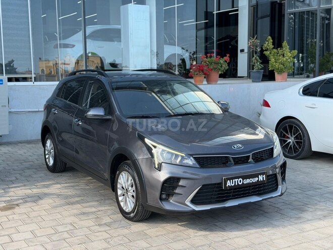 Kia Rio X-Line-2