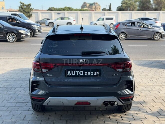 Kia Rio X-Line-5
