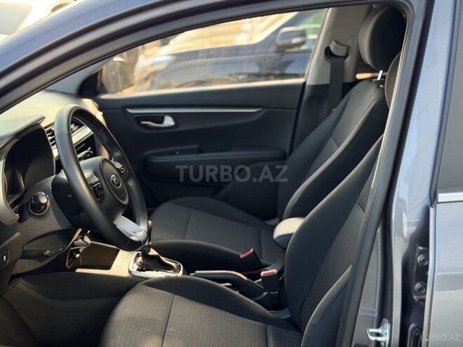 Kia Rio X-Line-11