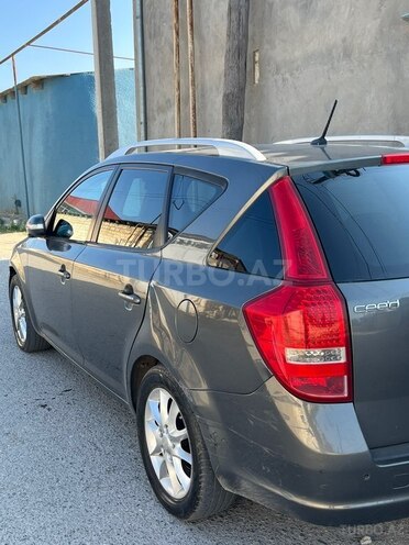 Kia Ceed SW-3