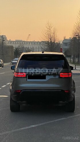 Land Rover Discovery-5