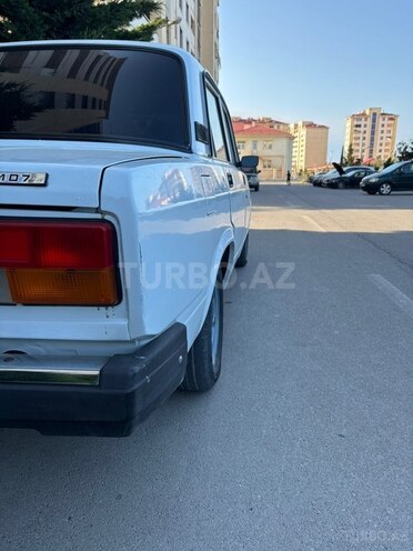 LADA (VAZ) 2107-5