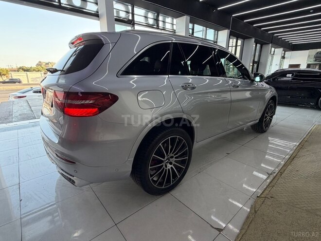 Mercedes GLC 300 4MATIC-12