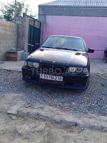 BMW 316-8