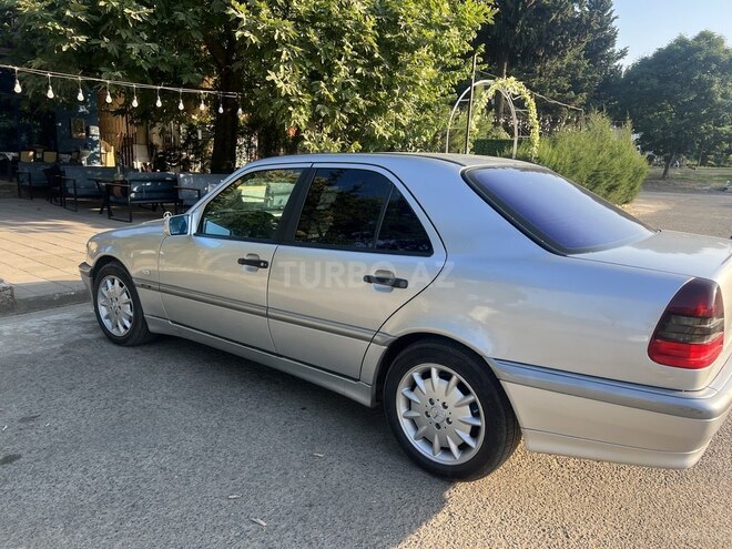 Mercedes C 180-13