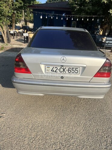 Mercedes C 180-12