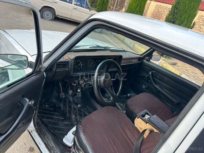 LADA (VAZ) 2107-8
