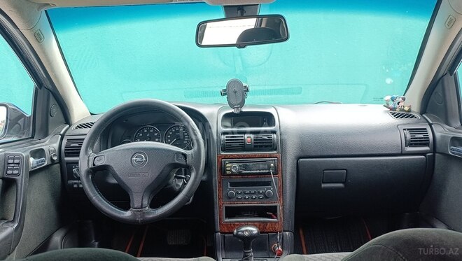 Opel Astra-3