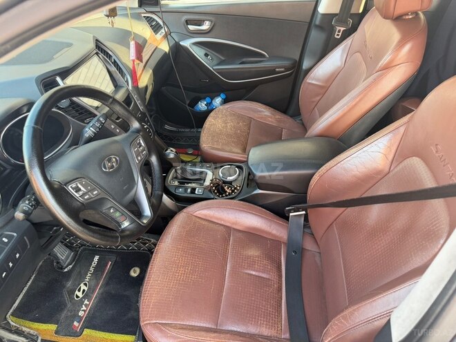 Hyundai Santa Fe-9