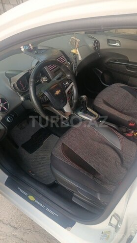 Chevrolet Aveo-4
