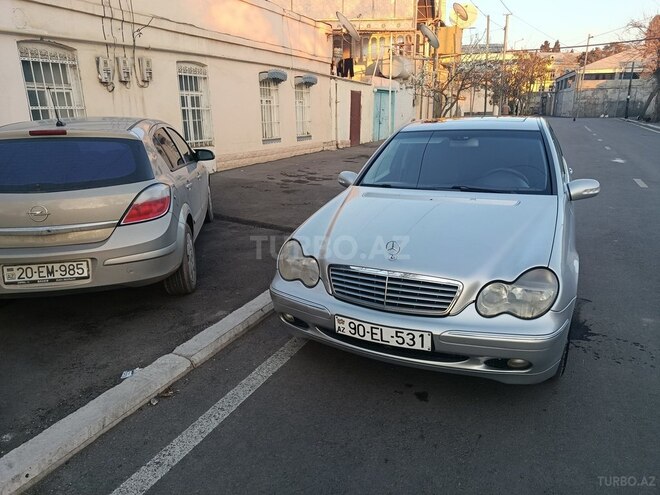 Mercedes C 230-19