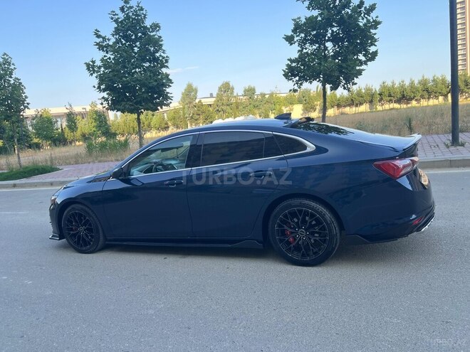 Chevrolet Malibu-9
