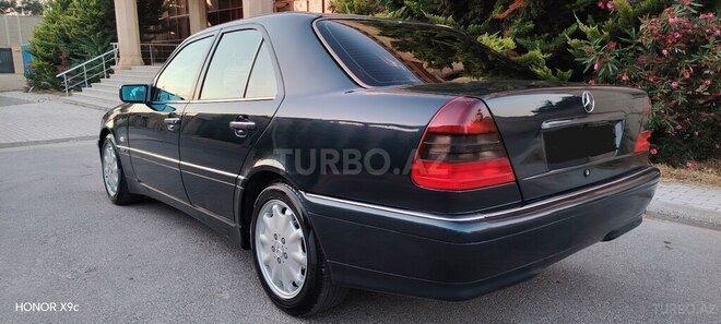 Mercedes C 180-4