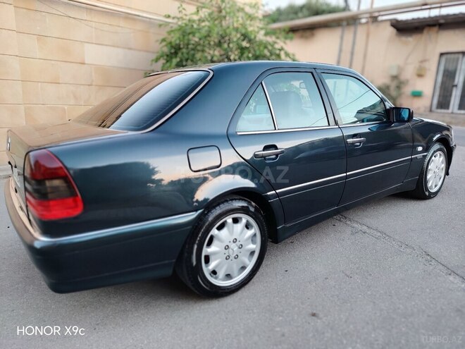 Mercedes C 180-18