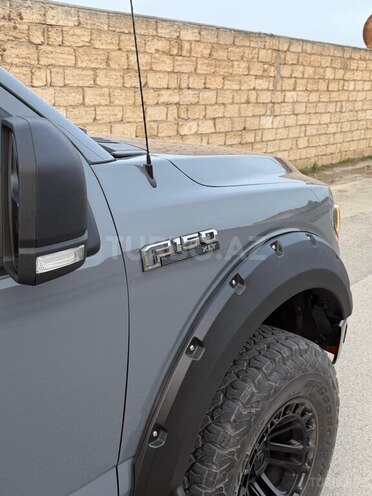 Ford F-150-4
