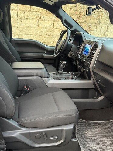 Ford F-150-9