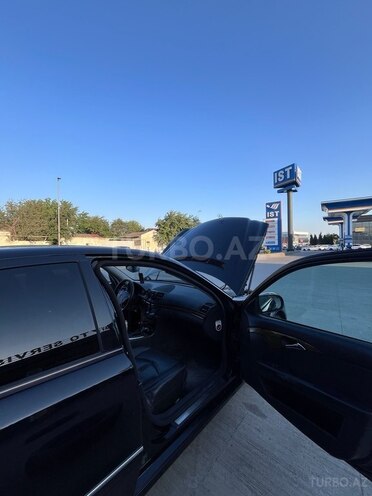 Mercedes E 220-5
