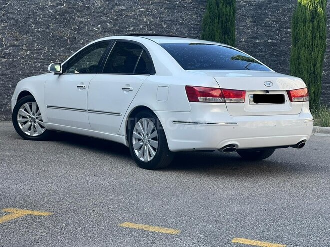 Hyundai Sonata-9