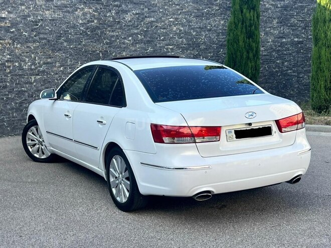 Hyundai Sonata-10