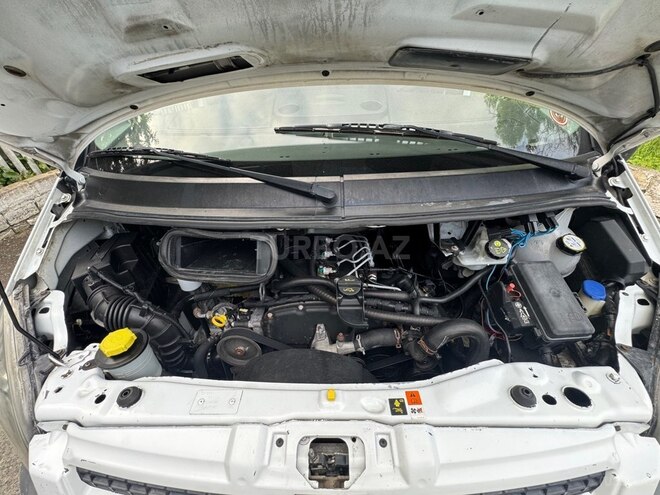 Ford Transit-12