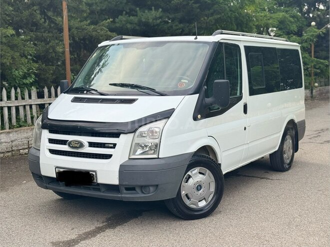 Ford Transit-2