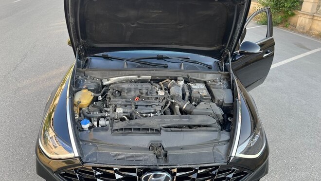 Hyundai Sonata-17