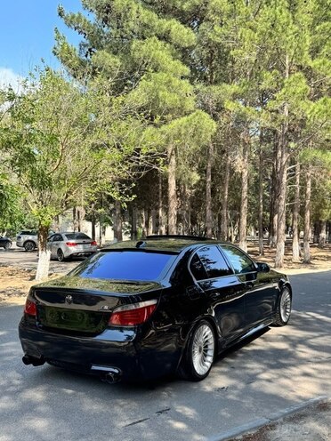 BMW 530-8