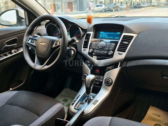 Chevrolet Cruze-7