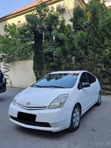 Toyota Prius-2
