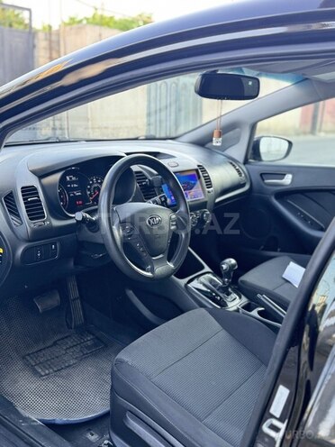 Kia Forte-11
