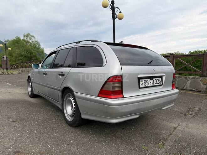 Mercedes C 180-8