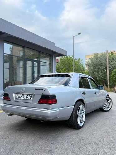 Mercedes E 220-7