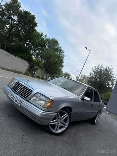 Mercedes E 220-8