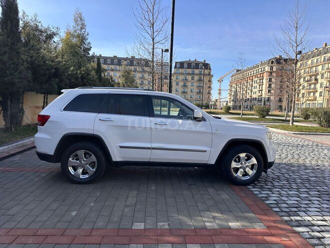 Jeep Grand Cherokee-8