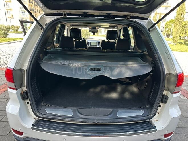 Jeep Grand Cherokee-14