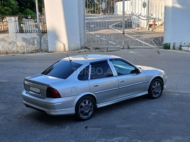 Opel Vectra-2