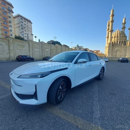 Changan Qiyuan A05-3