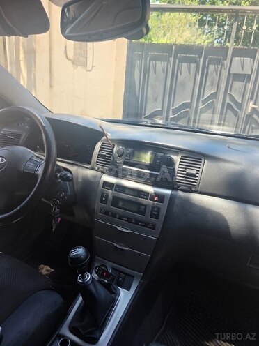 Toyota Corolla-5