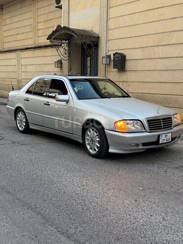 Mercedes C 230-3